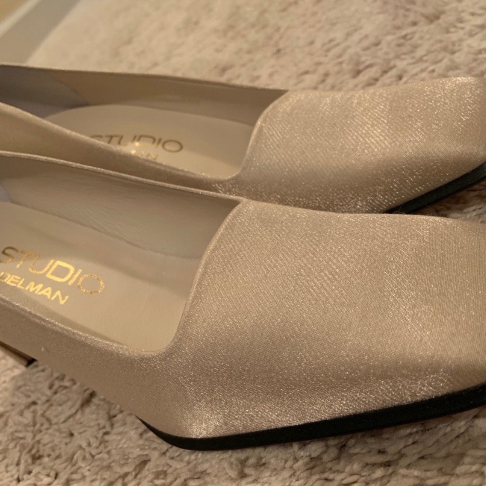NEW Studio Delman Sand Luna Shoe